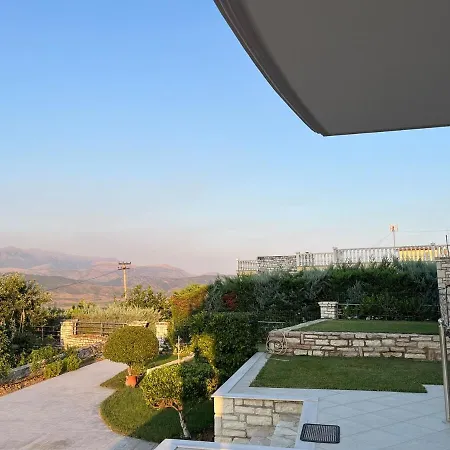 Διαμέρισμα Village Σαράντα