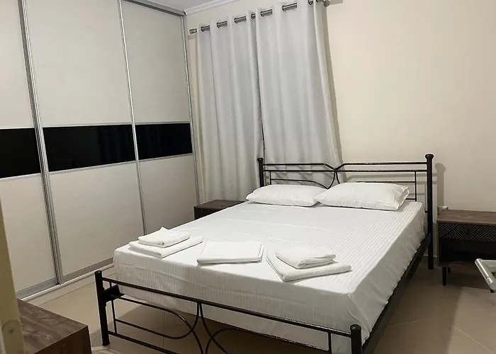 アパート Village Sarandë